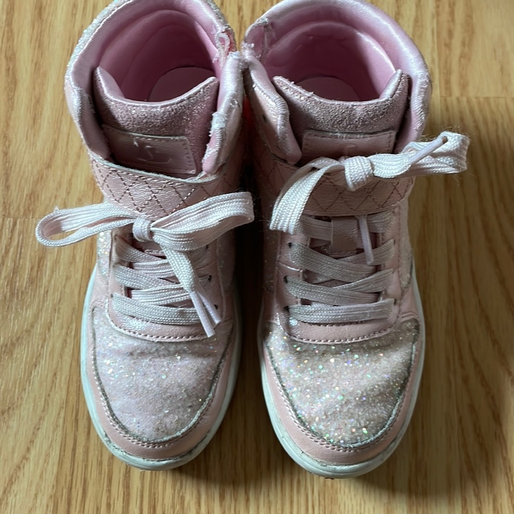 Girls Sketches sparkle pink high tops in a 12.5